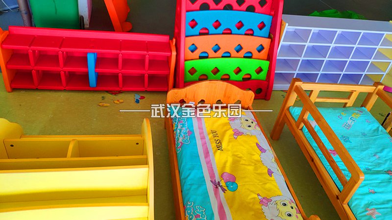幼兒園設(shè)施