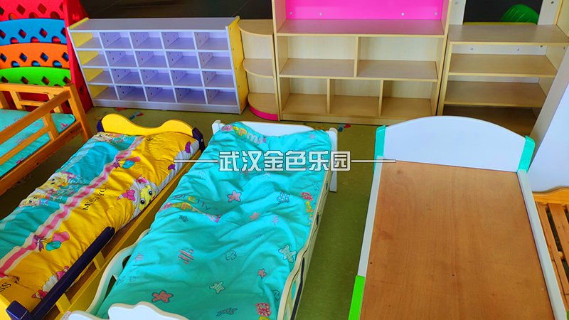 幼兒園設(shè)施